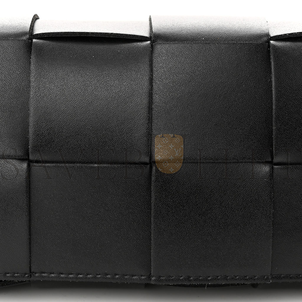 BOTTEGA VENETA NAPPA MAXI INTRECCIO THE BELT CASSETTE BAG BLACK  (18*10*5cm)